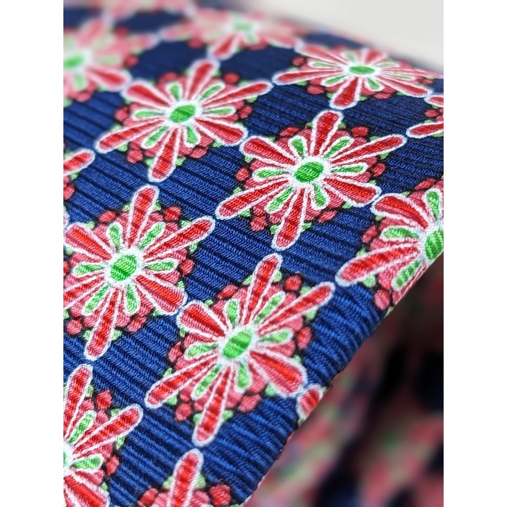 Cape Cod 3.25x60 Floral Silk Classic Colorful